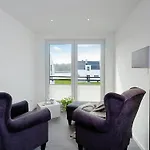 Am Yachthafen In * Peenemunde