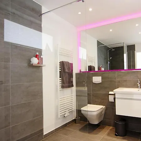 Am Yachthafen In Feriehus