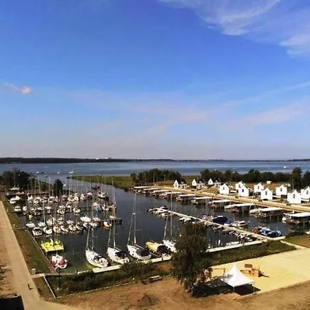 Am Yachthafen In Feriehus *