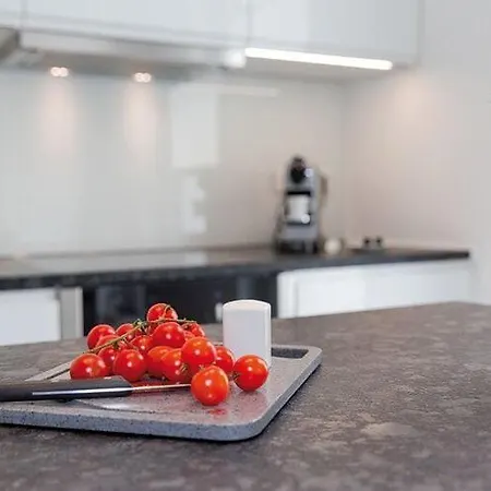 Am Yachthafen In Feriehus Peenemunde